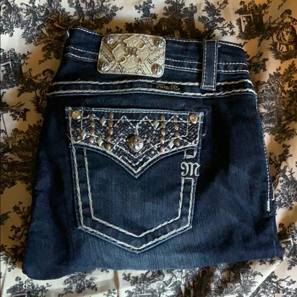 Miss Me Mid Rise Ankle Skinny size 32